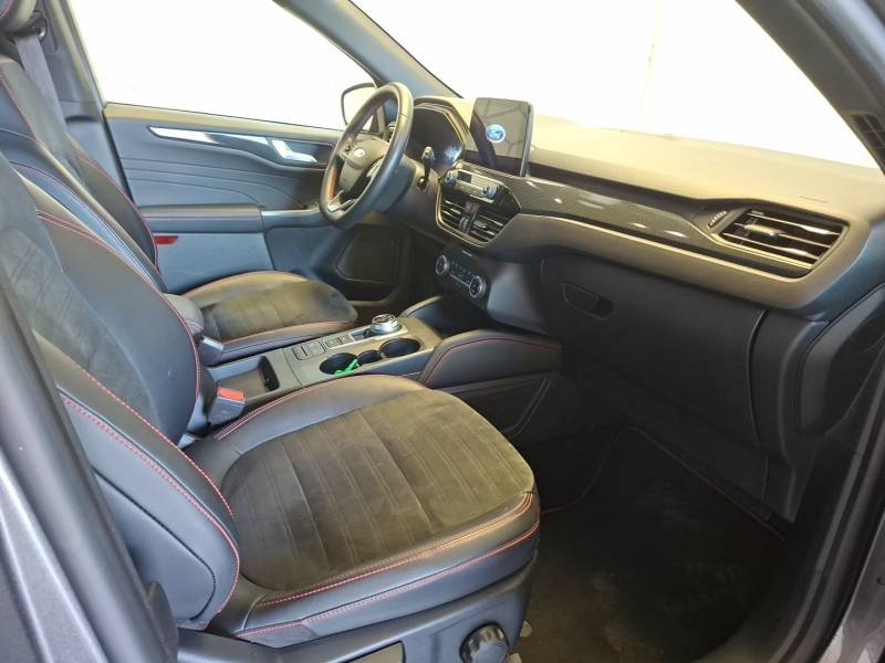 Ford Kuga - Photo 9