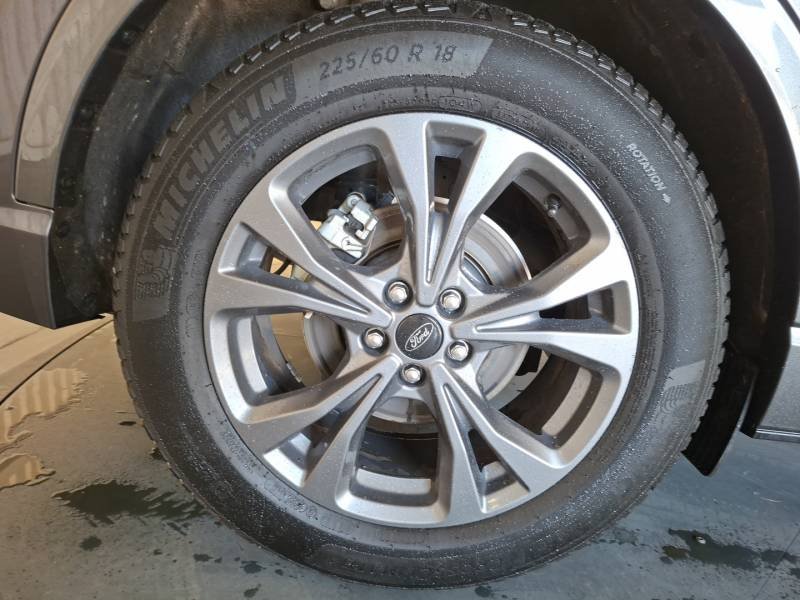 Ford Kuga - Photo 10