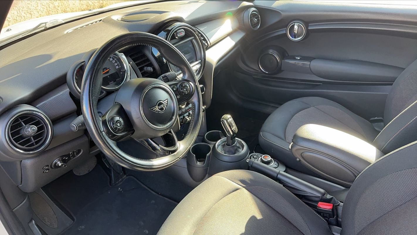 Mini Cabrio - Photo 8