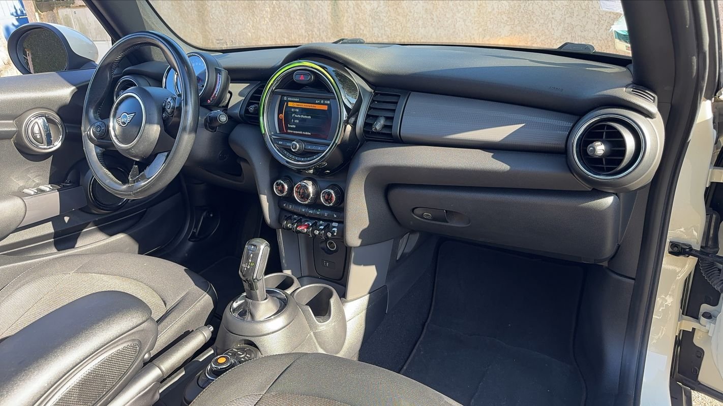 Mini Cabrio - Photo 10
