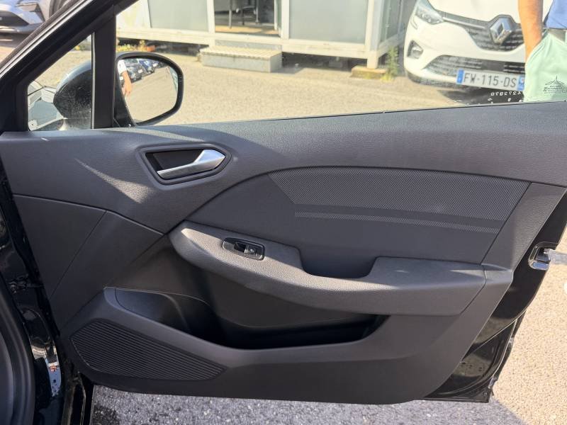 Renault Clio - Photo 27
