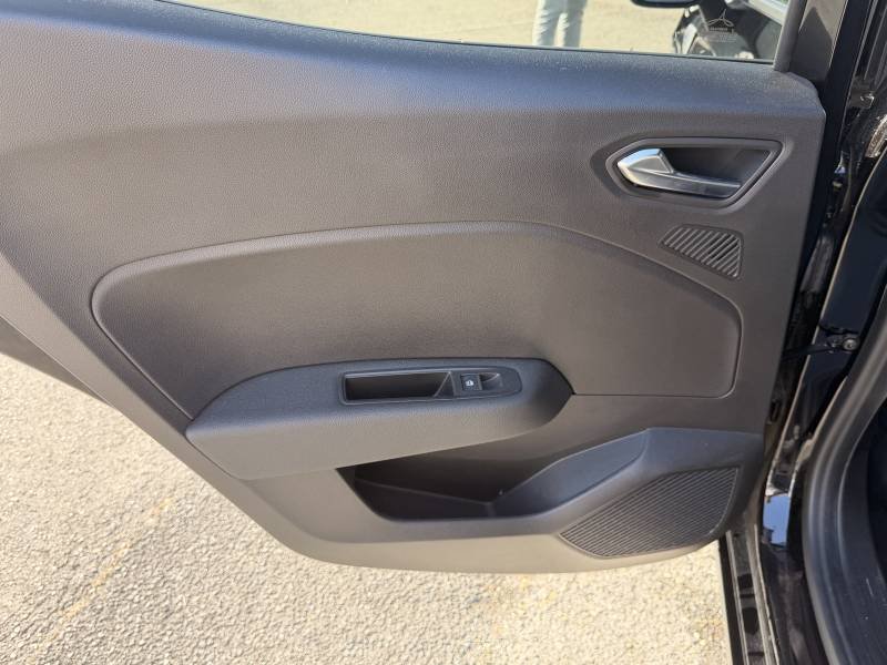 Renault Clio - Photo 17