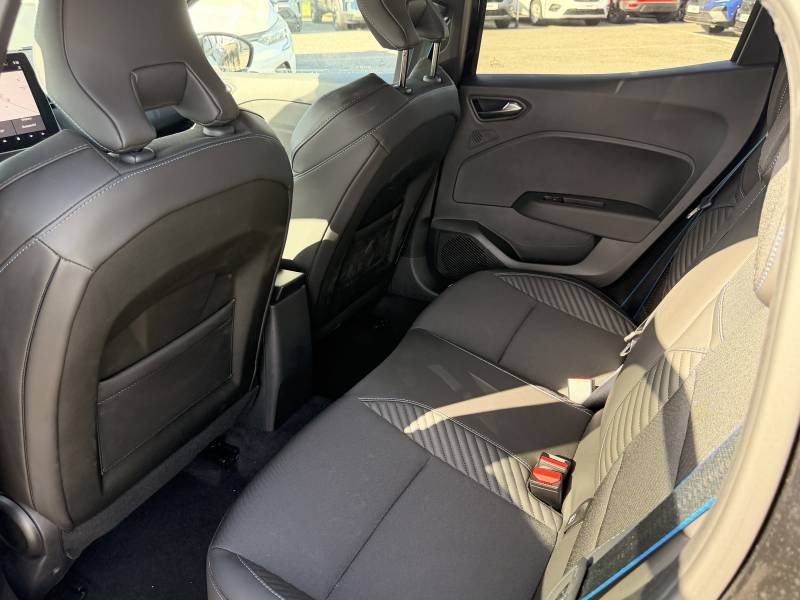 Renault Clio - Photo 18