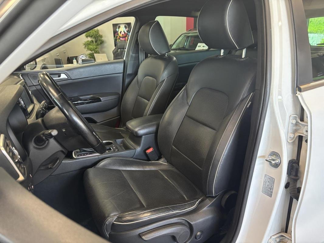 Kia Sportage - Photo 15