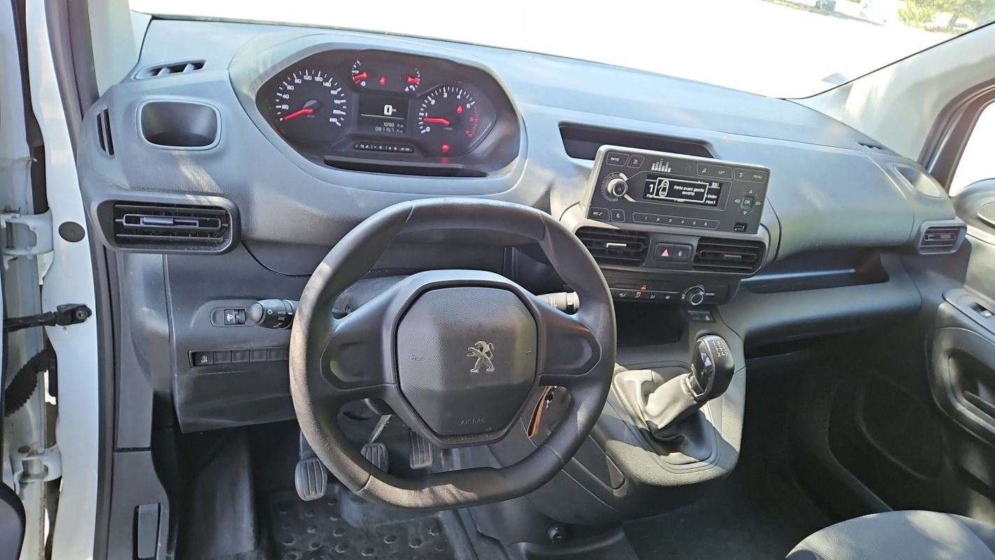 Peugeot Partner - Photo 22