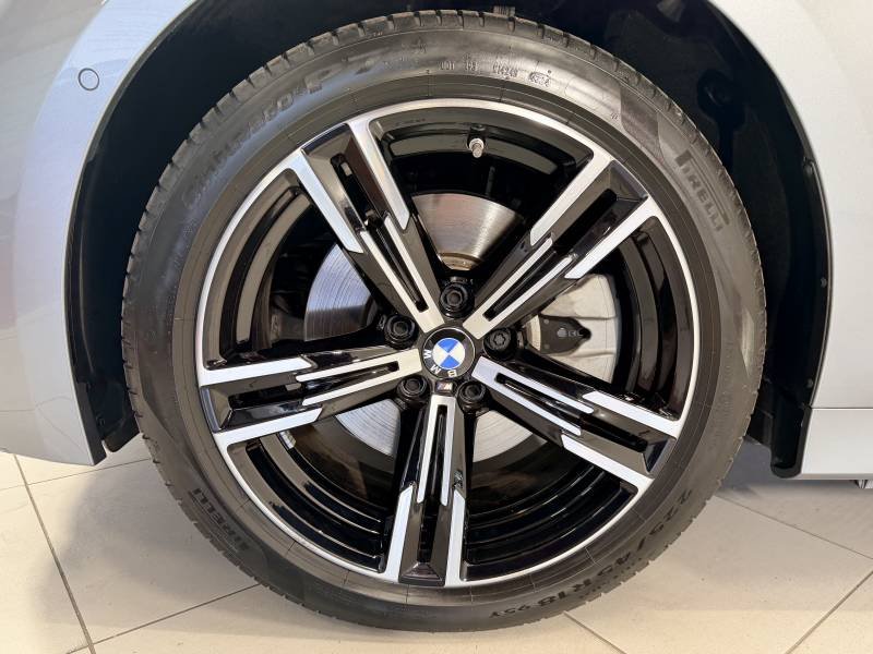 BMW Série 3 - Photo 22