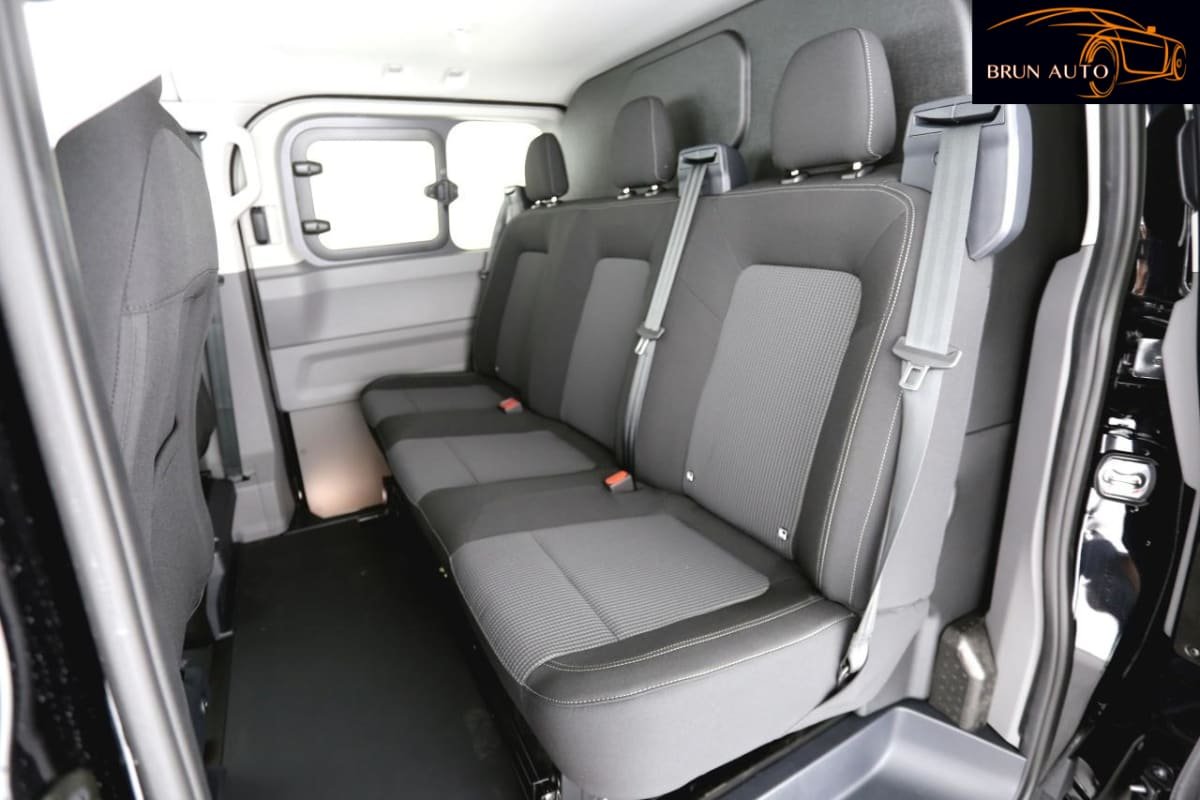 Volkswagen Transporter - Photo 11