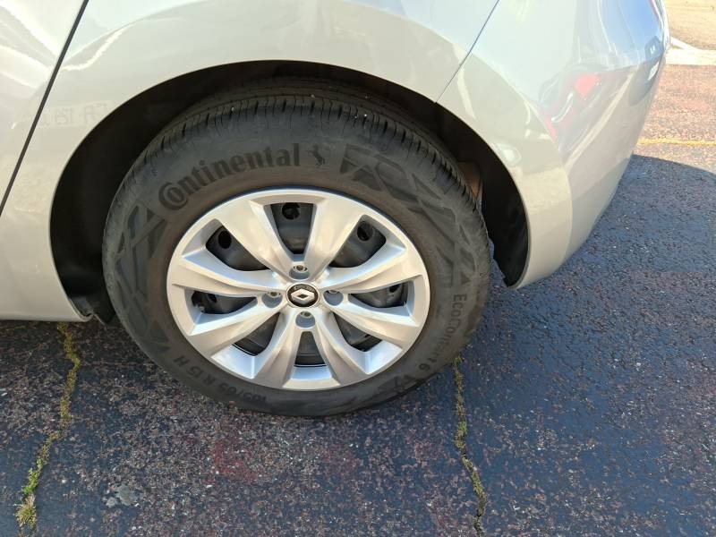 Renault Clio - Photo 17