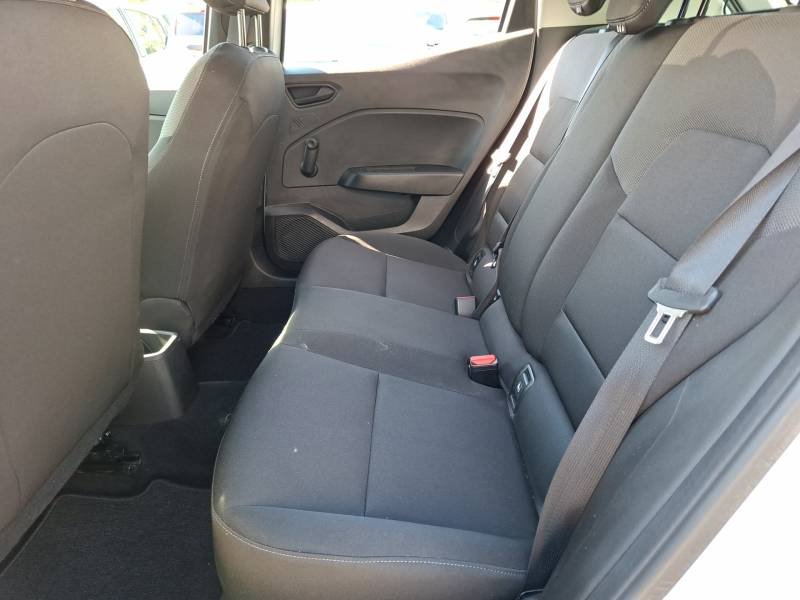 Renault Clio - Photo 18