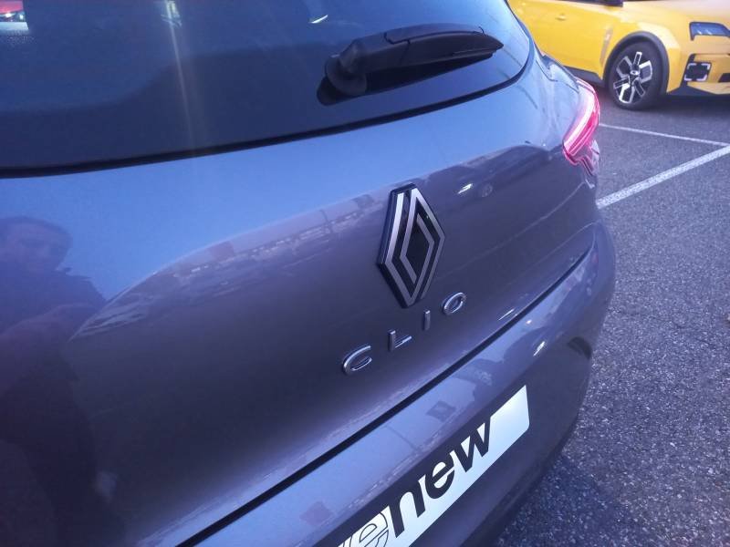 Renault Clio - Photo 31