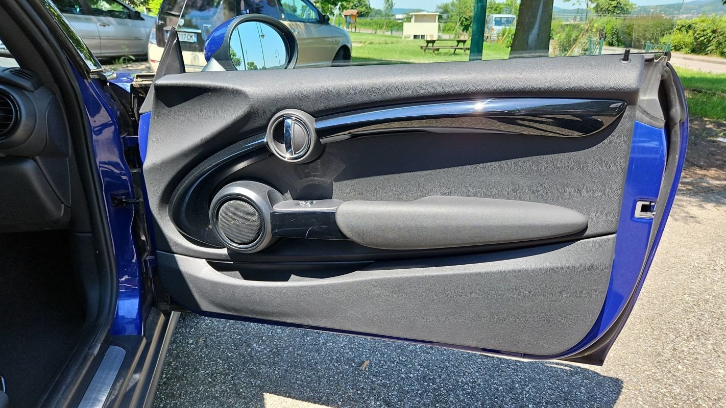Mini Cabrio - Photo 23