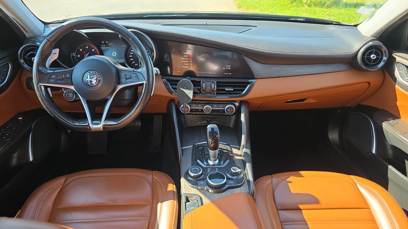 Alfa Romeo Giulia - Photo 11