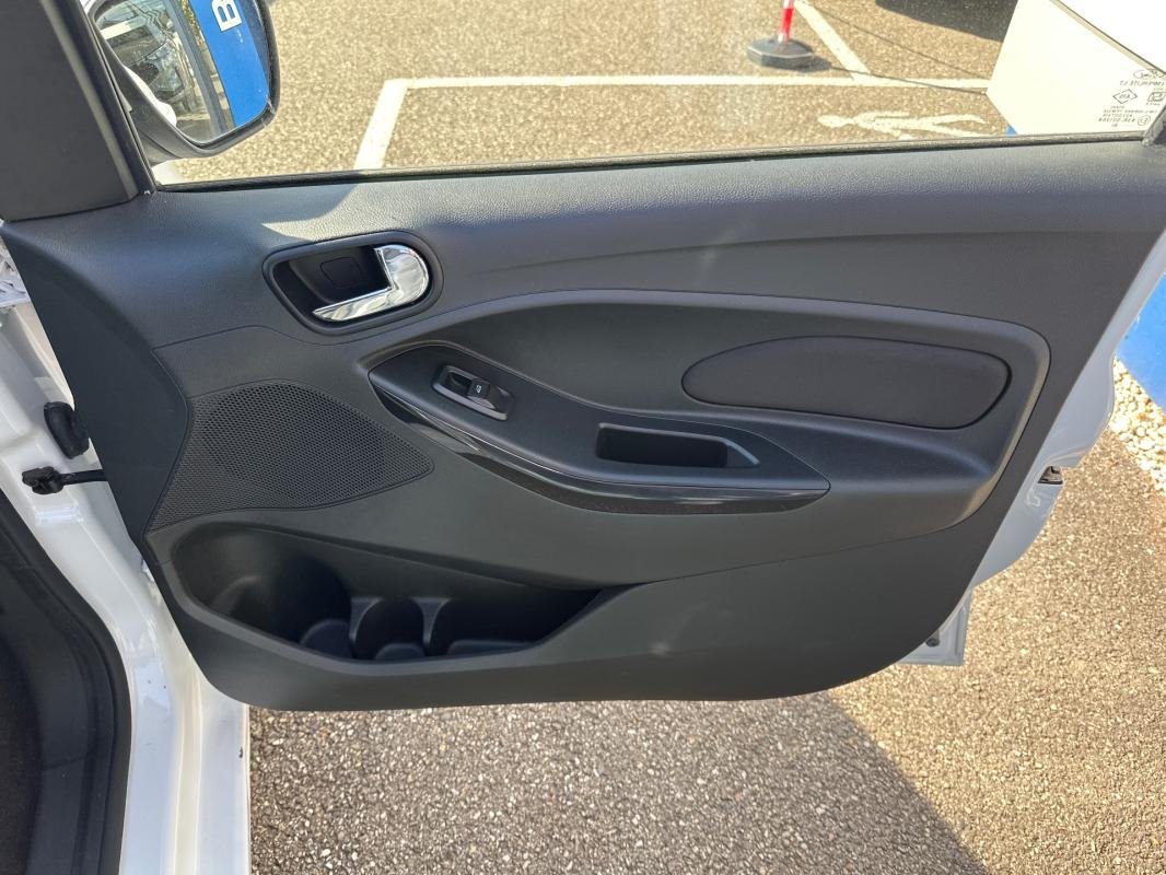 Ford ka + - Photo 12