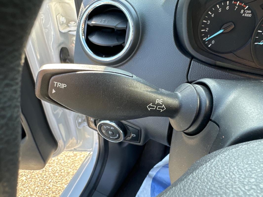 Ford ka + - Photo 24