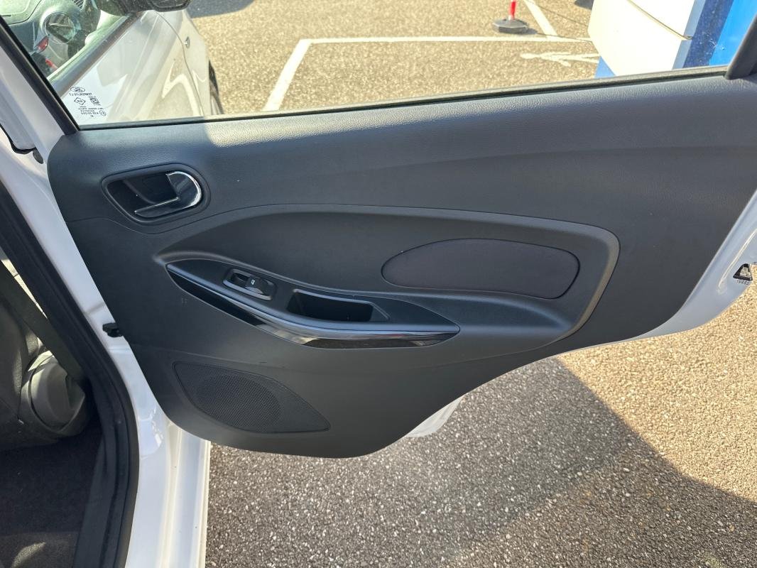 Ford ka + - Photo 9