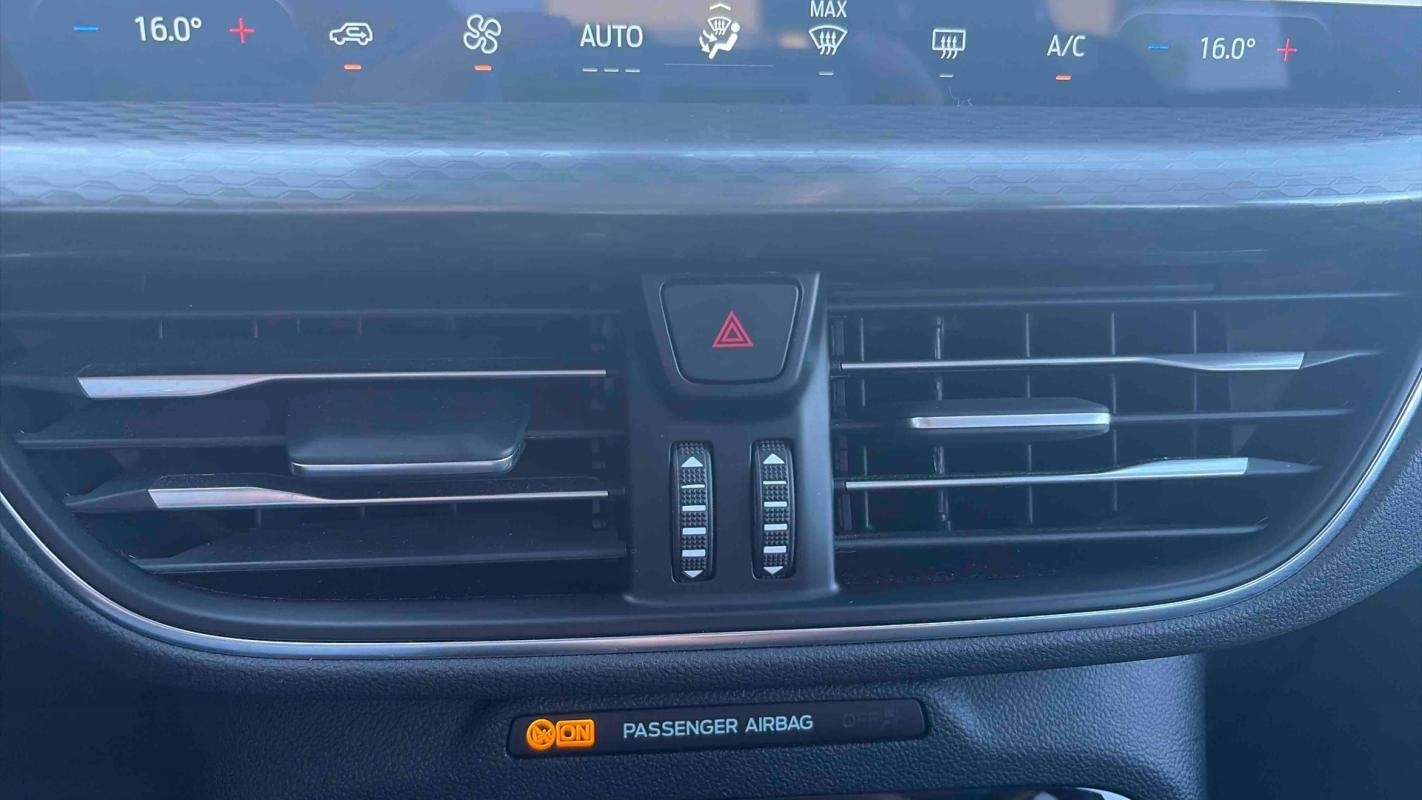 Ford Kuga - Photo 21
