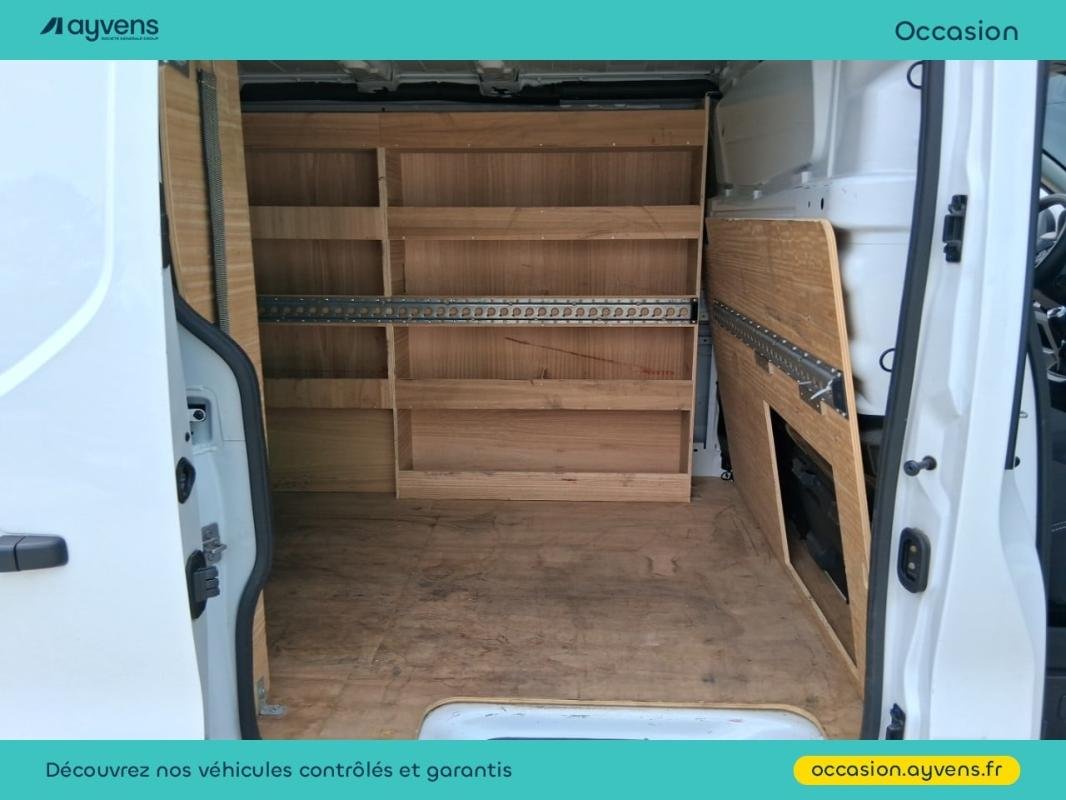 Renault Trafic - Photo 11