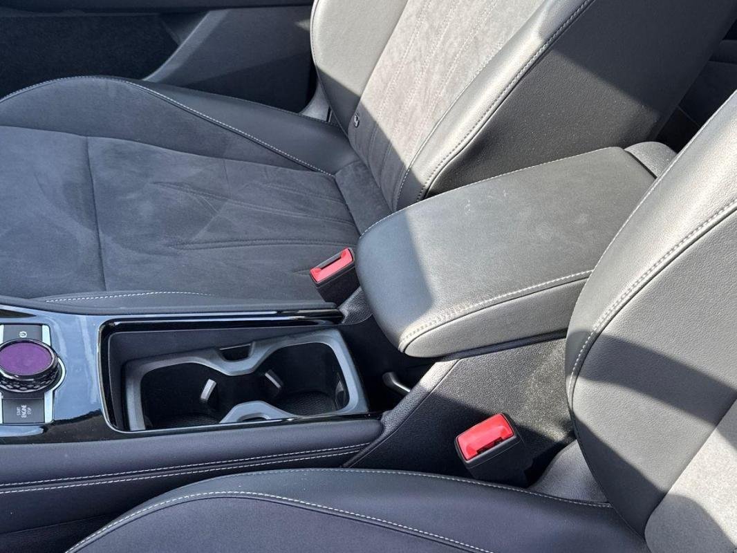 Volkswagen Tiguan - Photo 12