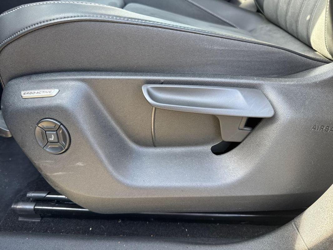 Volkswagen Tiguan - Photo 14