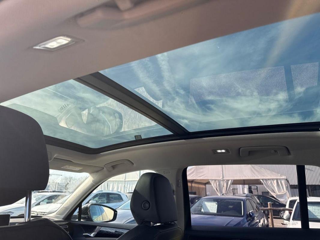 Volkswagen Tiguan - Photo 34