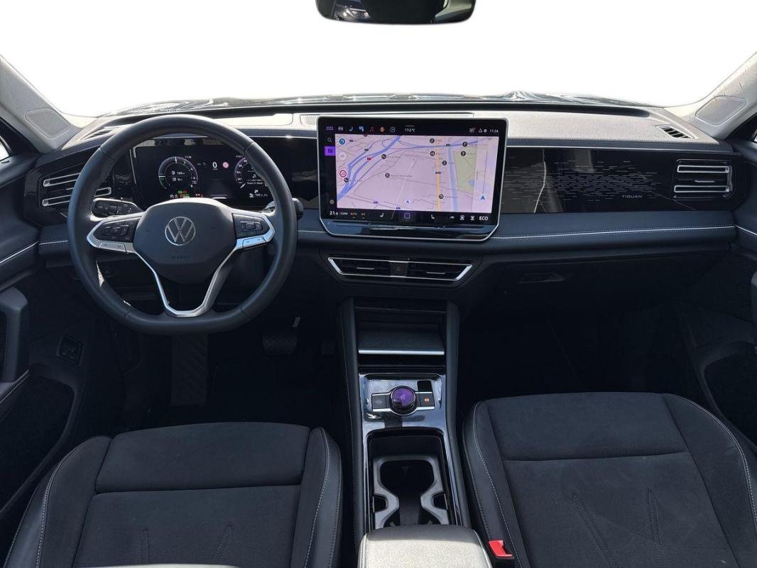 Volkswagen Tiguan - Photo 8
