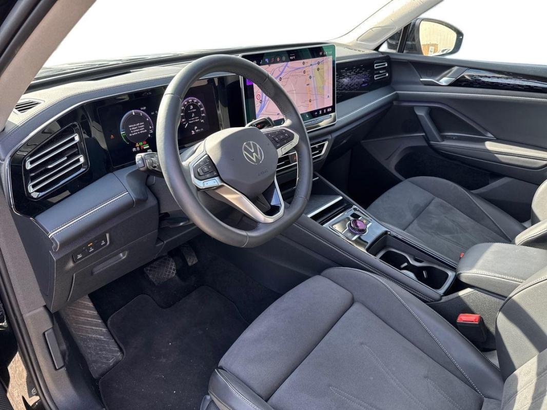 Volkswagen Tiguan - Photo 9