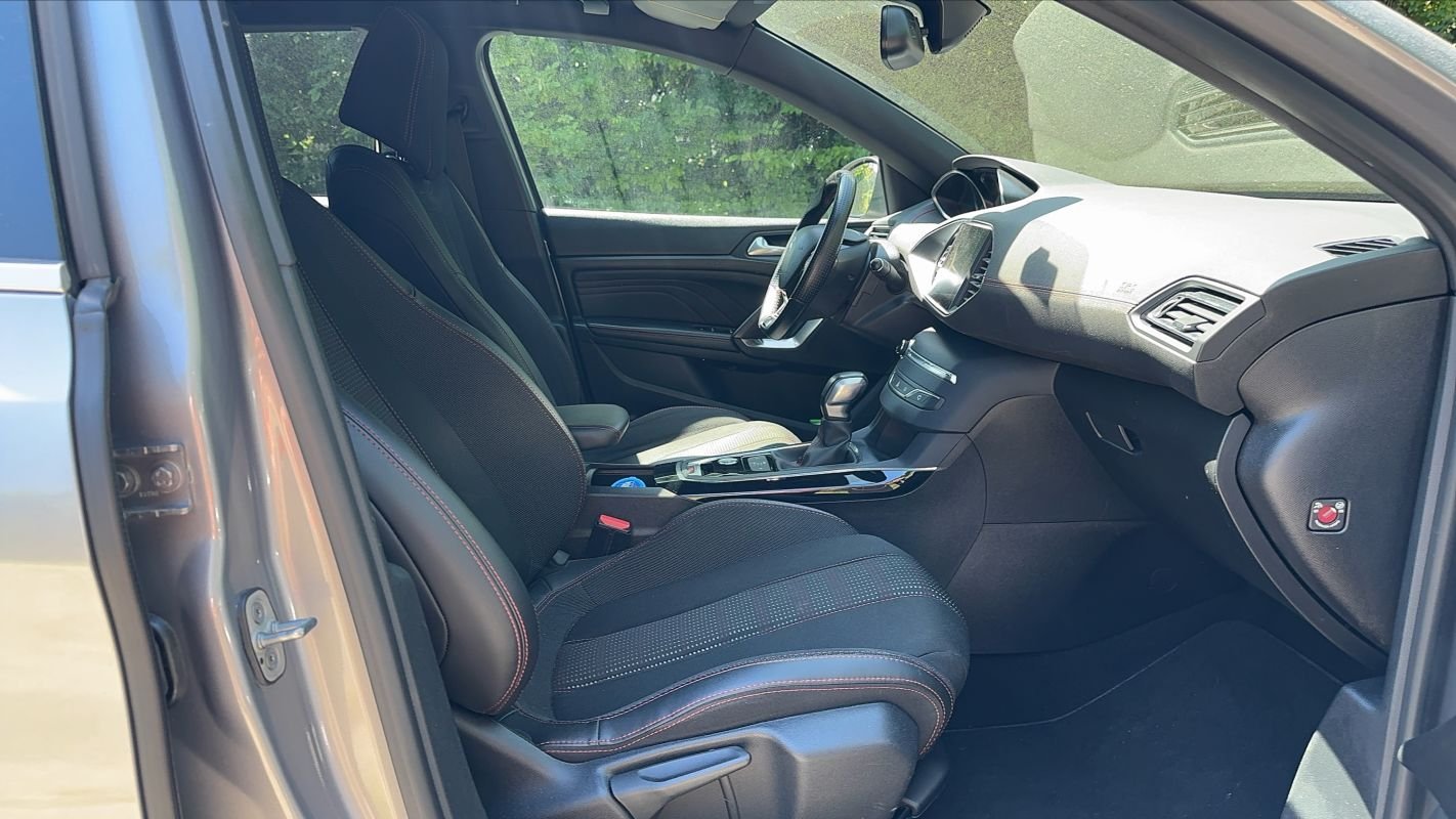 Peugeot 308 SW - Photo 27