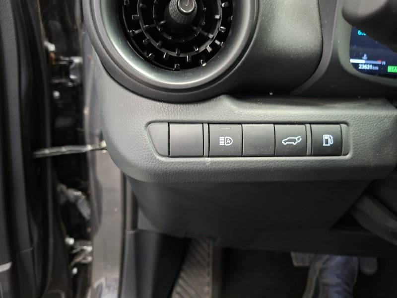 Toyota C-HR - Photo 21
