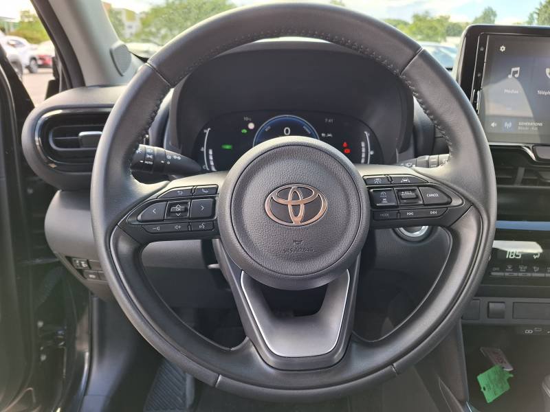 Toyota Yaris - Photo 12