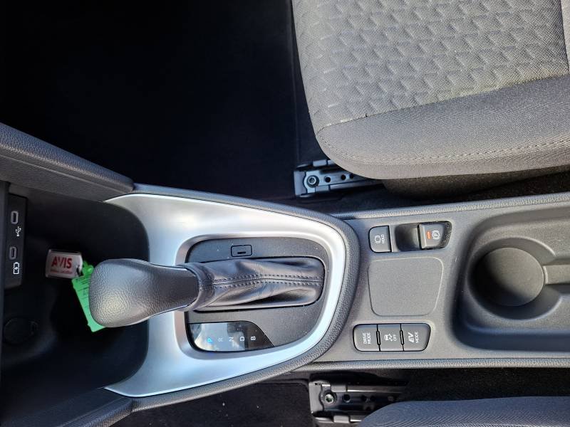 Toyota Yaris - Photo 13