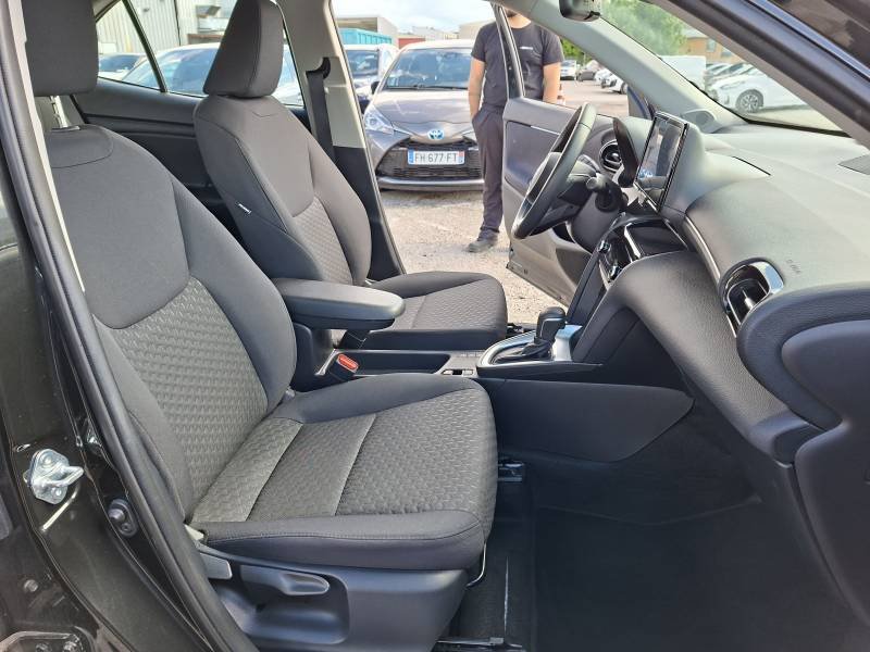 Toyota Yaris - Photo 10