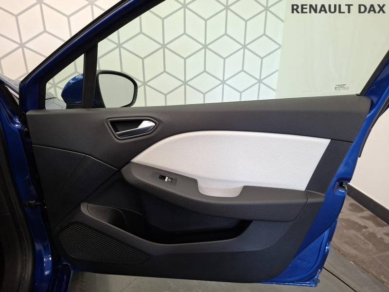 Renault Clio - Photo 21