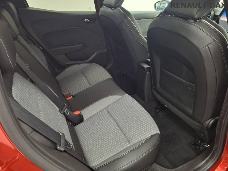 Renault Clio - Photo 22