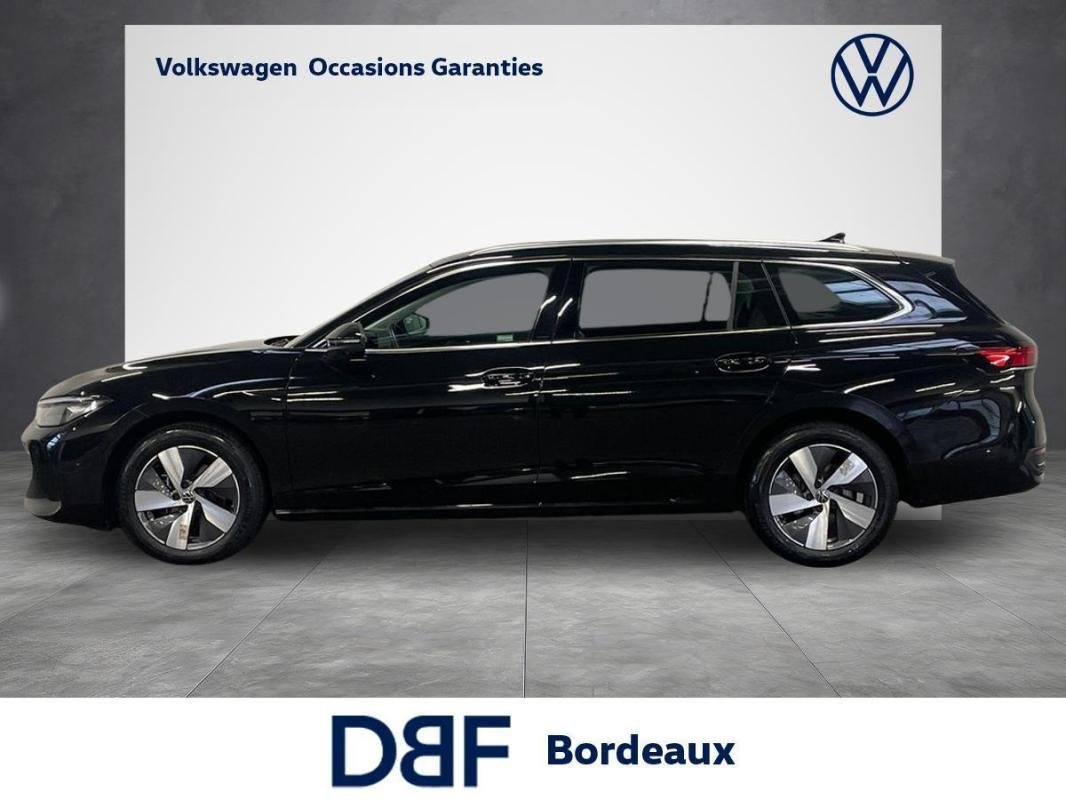 Volkswagen Passat - Photo 2