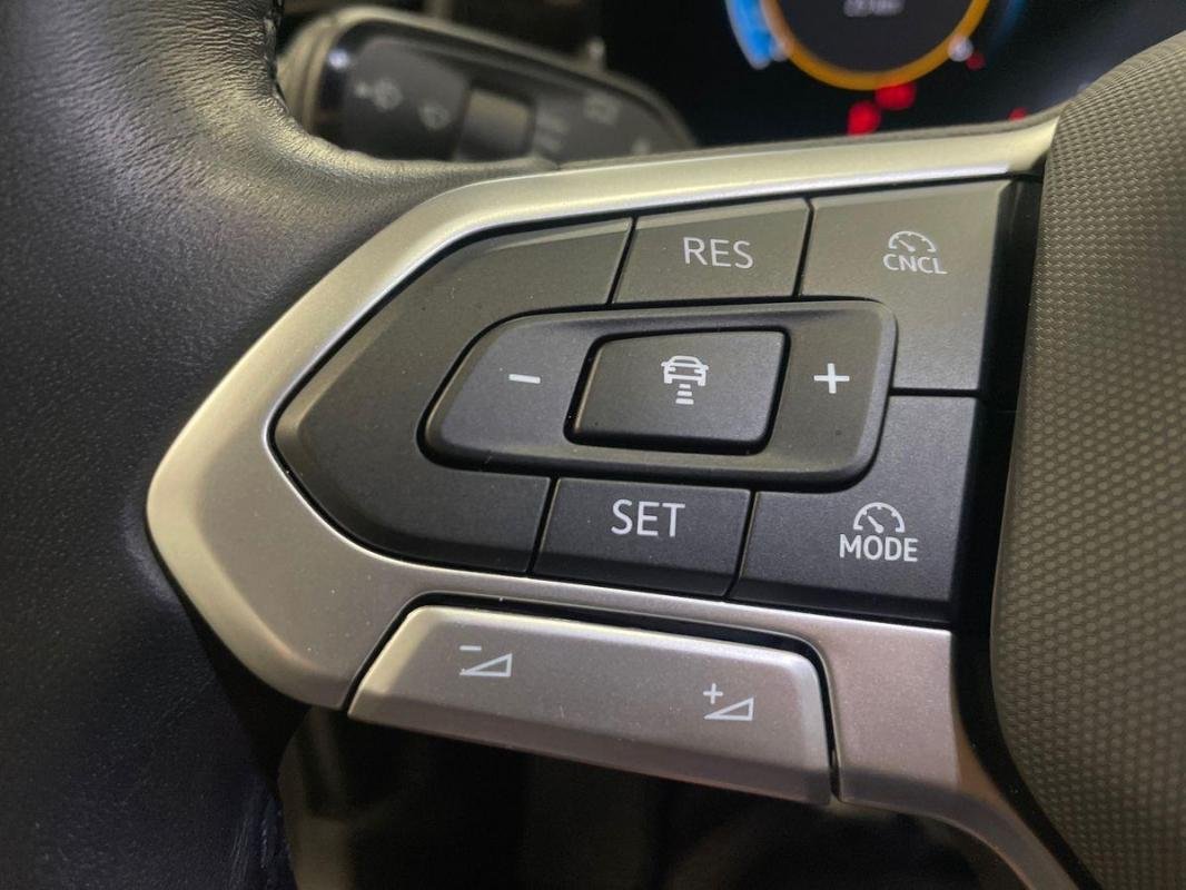Volkswagen Passat - Photo 21
