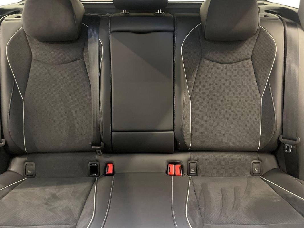 Volkswagen Passat - Photo 22