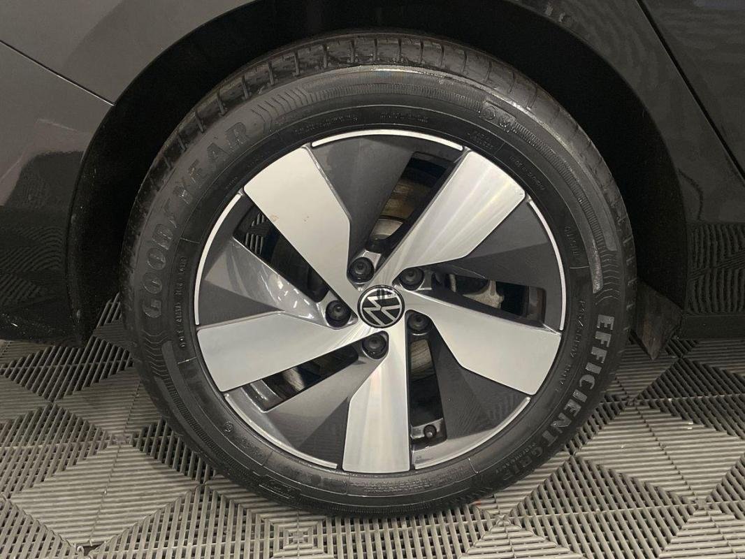 Volkswagen Passat - Photo 28