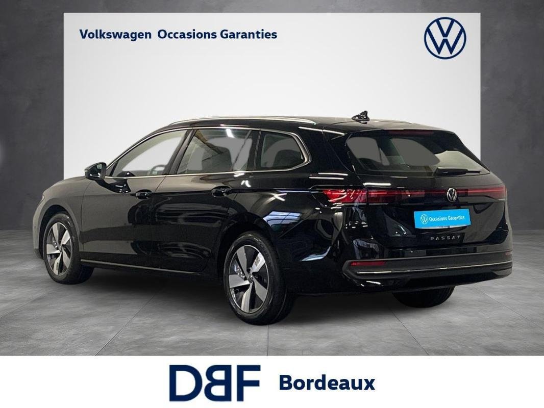 Volkswagen Passat - Photo 3