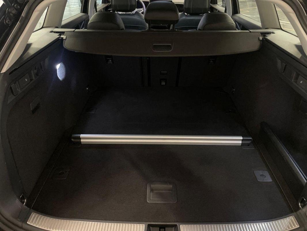 Volkswagen Passat - Photo 31