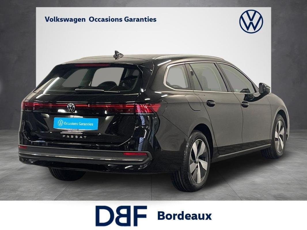 Volkswagen Passat - Photo 5