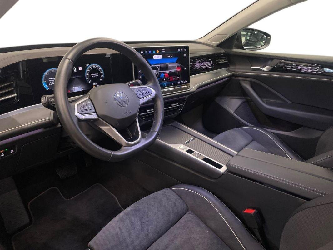 Volkswagen Passat - Photo 9