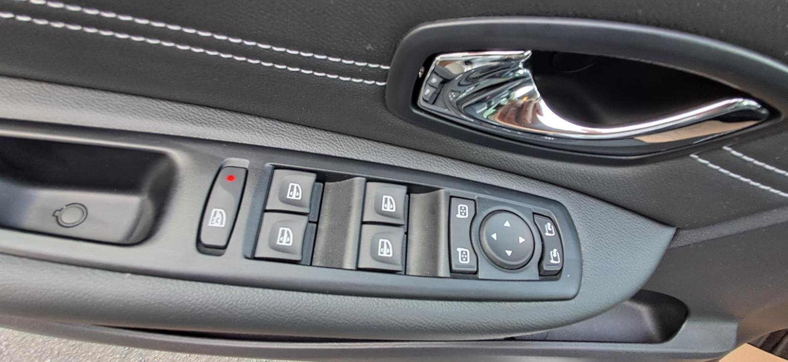Renault Grand Scénic - Photo 16