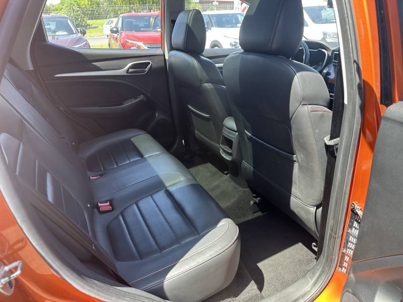 MG ZS - Photo 17