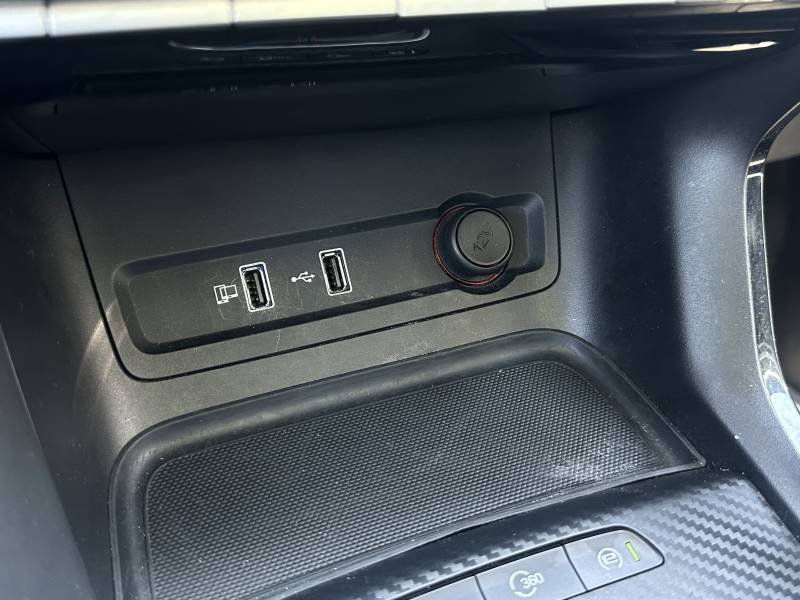 MG ZS - Photo 25