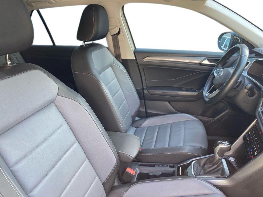 Volkswagen T-Roc - Photo 13