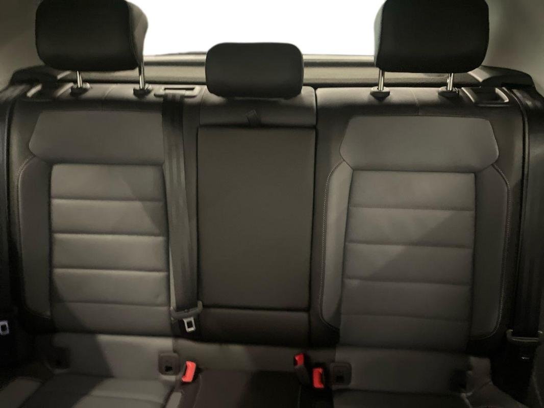 Volkswagen T-Roc - Photo 12