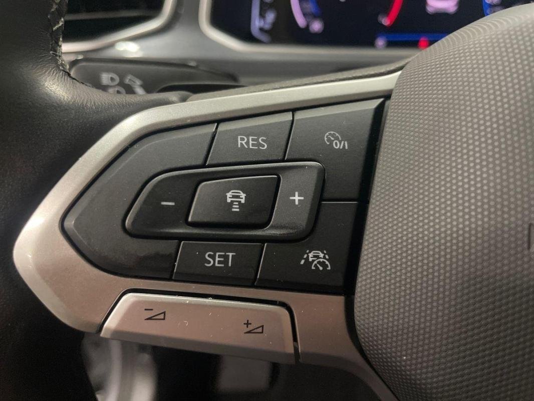 Volkswagen T-Roc - Photo 13
