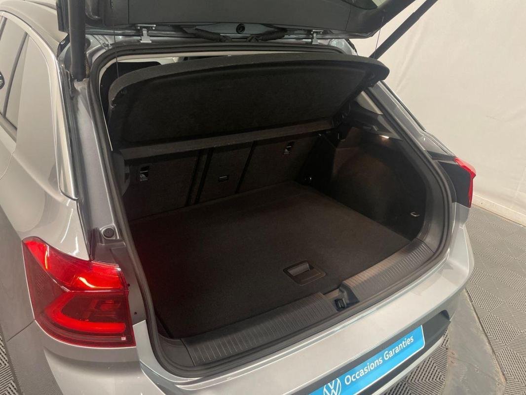 Volkswagen T-Roc - Photo 2
