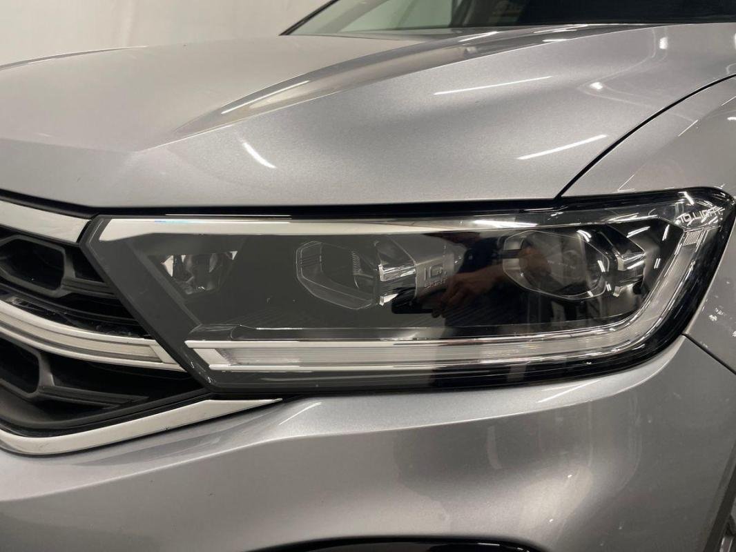 Volkswagen T-Roc - Photo 9