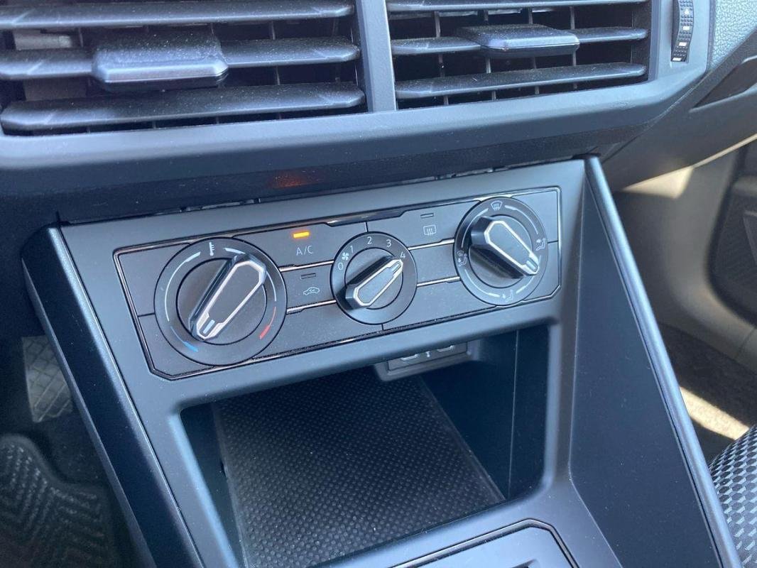 Volkswagen Polo - Photo 19